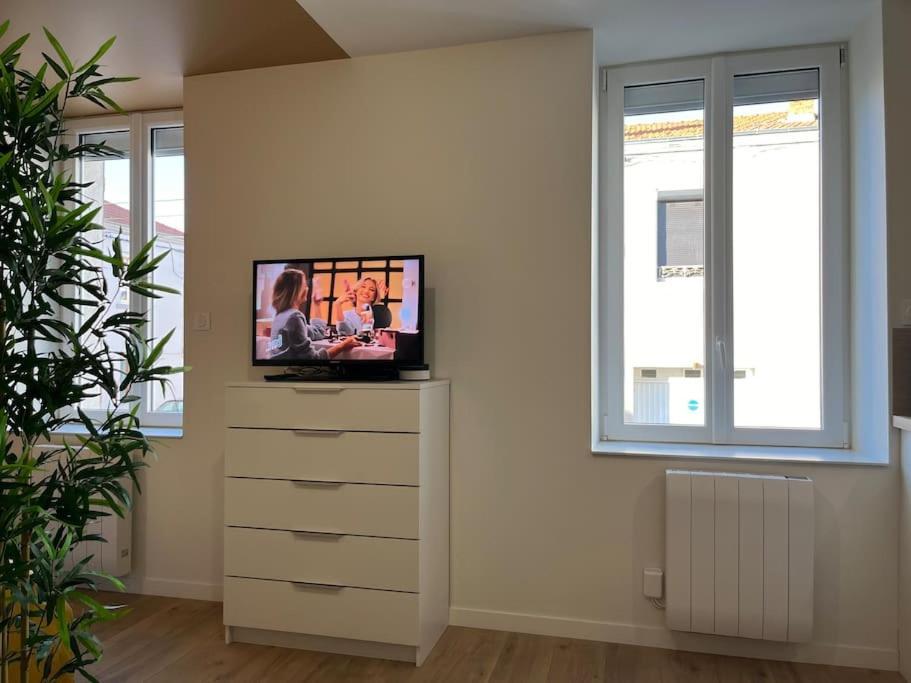 L'Ile De Bali, Sejour En Couple Ou Famille Apartment Roanne Exterior photo