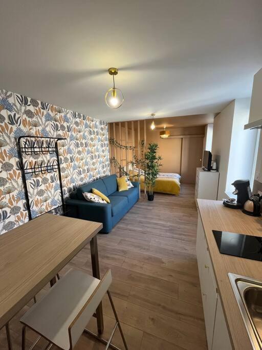 L'Ile De Bali, Sejour En Couple Ou Famille Apartment Roanne Exterior photo